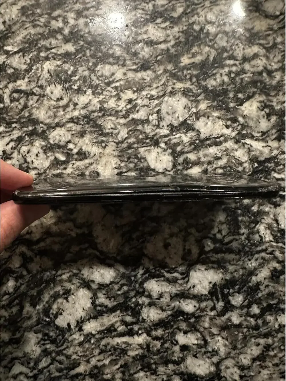 Samsung Galaxy S8 Black Smartphone Cracked Glass For Parts or Repair